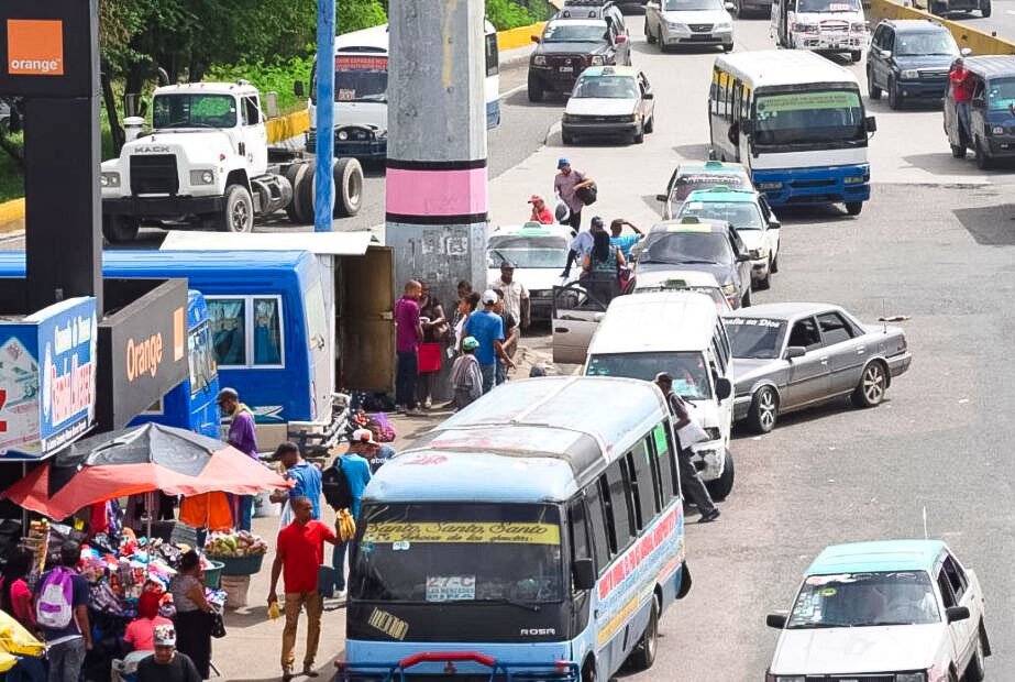 Proponen sanciones a sindicatos de transporte que aumenten pasajes pese a subsidios